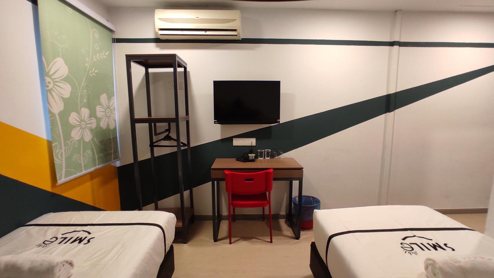 Smile Hotel C180 Cheras Selatan Balakong Kajang Luaran gambar