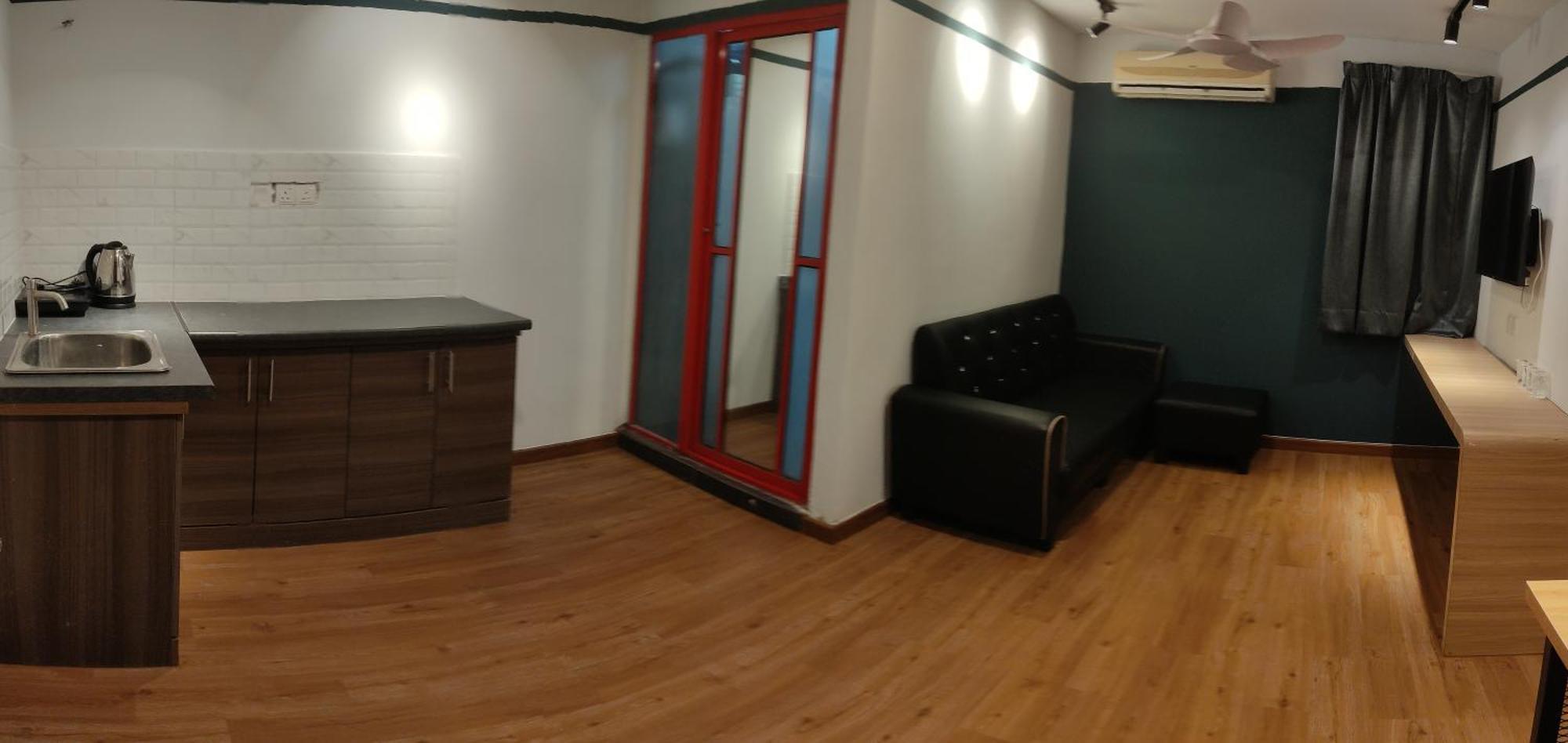 Smile Hotel C180 Cheras Selatan Balakong Kajang Luaran gambar