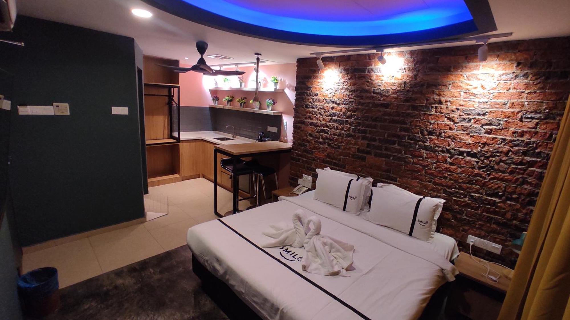 Smile Hotel C180 Cheras Selatan Balakong Kajang Luaran gambar