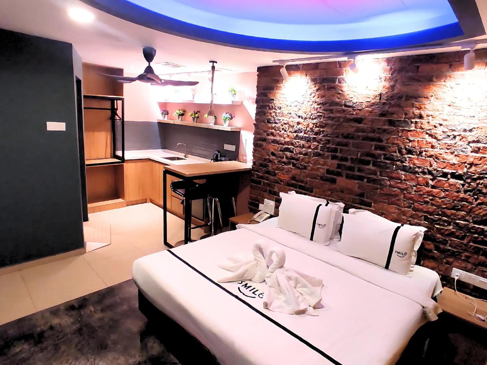 Smile Hotel C180 Cheras Selatan Balakong Kajang Luaran gambar